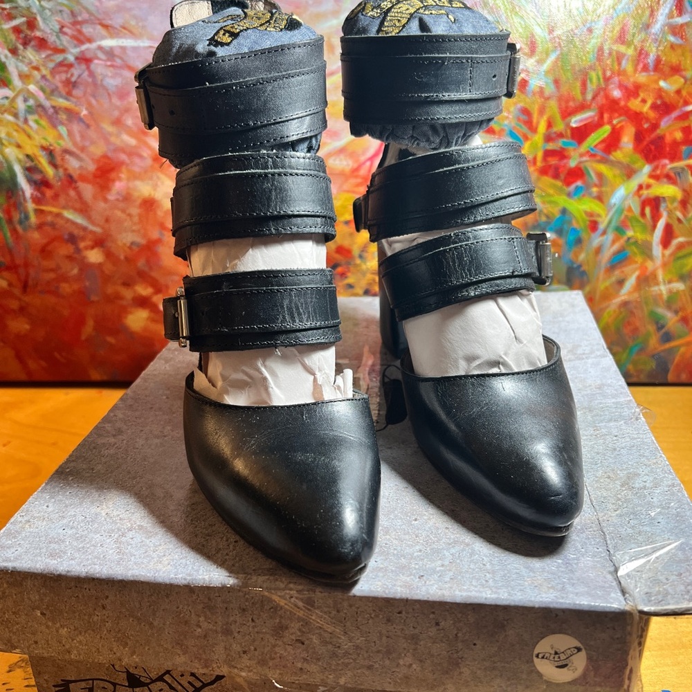 Freebird Jaclynn/Justice Black Heeled Strappy Shoes